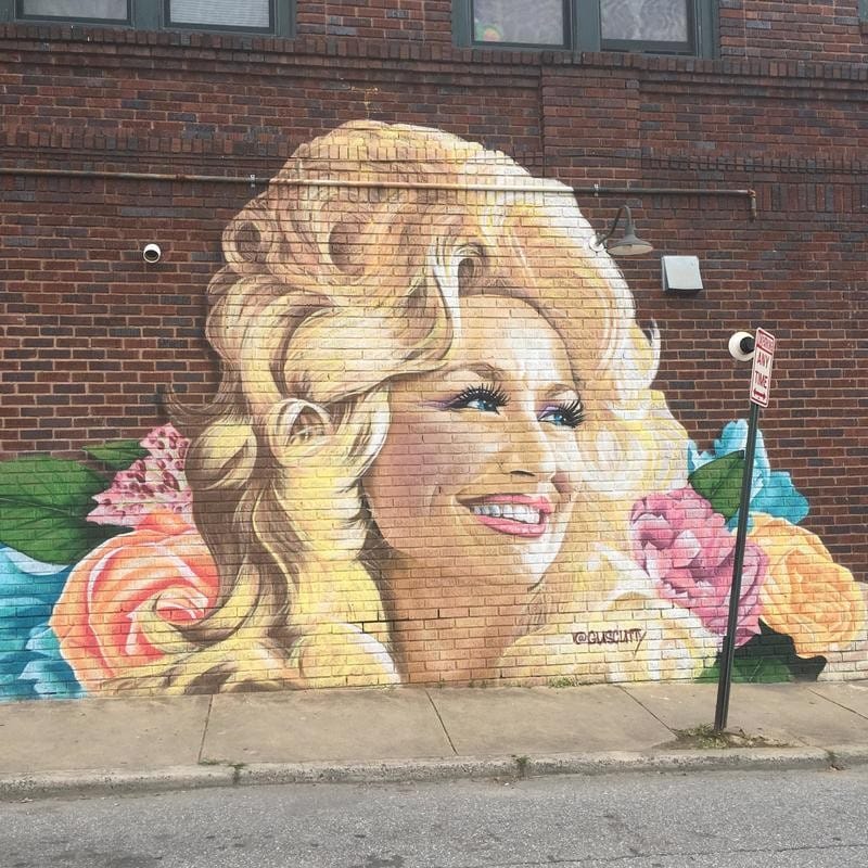 Dolly Parton: The Patron Saint of Graffiti