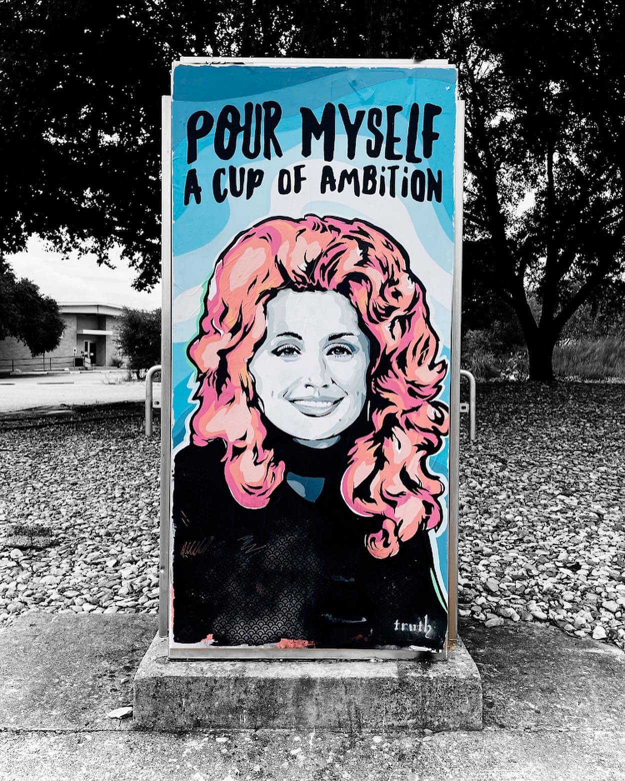 Dolly Parton: The Patron Saint of Graffiti