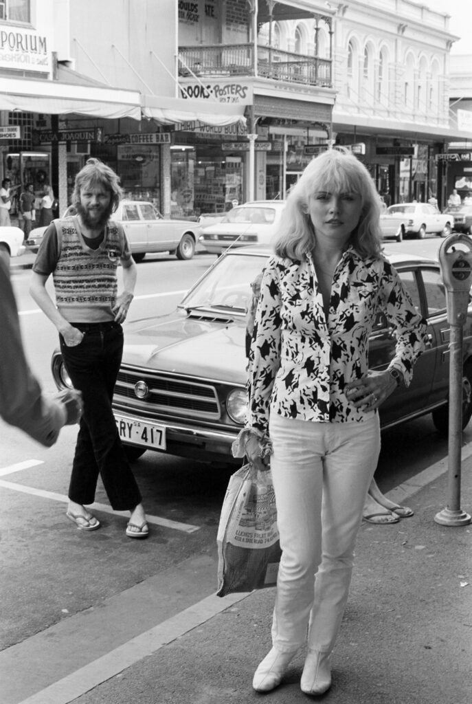 Deborah Harry in Adelaide, South Australia in 1977. Holding a sack of oranges.